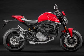 Ducati 出了一台 MT-07？ | 機車產品分析