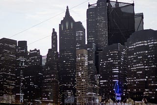 Finding Gotham City—  Spectral Cities in American Superhero Comics