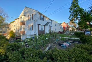 Front Yard Gardens