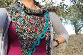 UNIQUE ADDITION TURNS A REGULAR SHAWL INTO FUNCTIONAL ART!