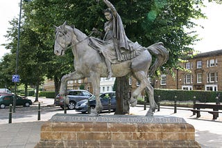 Ride a Cock Horse to Banbury Cross