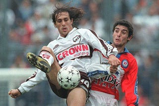 Um romance de ‘beijos na bochecha’ vivido entre Platense e Argentinos Juniors