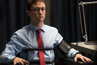 Snowden movie review: when fiction turns privacy issues into reality