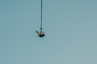 The Day I Discovered My Fear of Heights Was an Illusion: Bungee Jumping off Auckland Bridge — New…