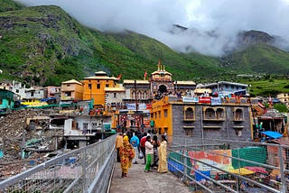 The Significance of Chardham Yatra in Hindu Culture and Tradition.