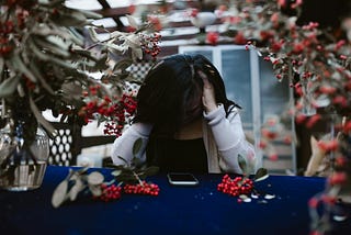6 Sabotaging Thoughts I Struggled With as a Dual Creator (How I Reframed Them)