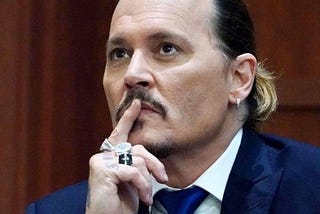 Una mirada holística al juicio de Johnny Depp y Amber Heard