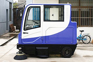 The significant advantages of electric street sweeper over traditional machines