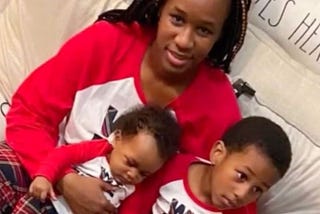 DC Mother of Four Dies in a Murder-Suicide with baby in her arms