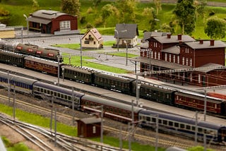Model versus zvyšok sveta