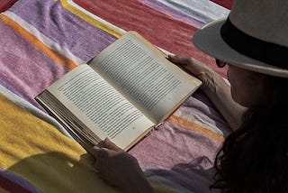 What We’re Reading: A Creative Nonfiction Summer Reading List