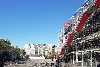 Pompidou — Um Estrangeiro Naturalizado