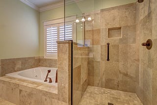 5 things to consider before selecting a Glass Shower Screen