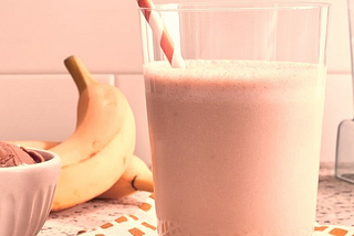 Peanut Butter Banana Smoothie — Drinks
