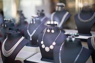 5 Proven Tips for Running a Successful Jewelry Business