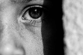 4 Tiny Ways Self-Doubt Shows Up in High-Functioning People