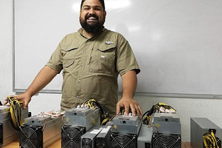 Es hora de que me conozcan, soy Alexis Lugo, creador de Criptoneros.