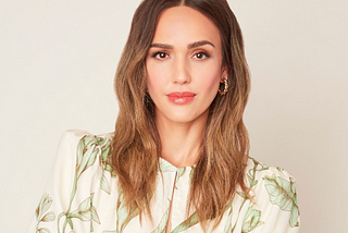 The Honest Company Founder Jessica Alba Rings The Bell