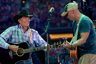 Kenny Chesney concert is a journey through his impressive catalog of hits