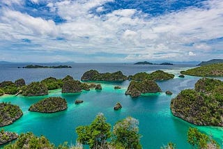 5 Tempat Wisata Indonesia yang Jadi Destinasi Kesukaan Turis Asing