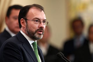 MÉXICO DESCONOCERÁ INDEPENDENCIA DE CATALUÑA, ADVIERTE VIDEGARAY