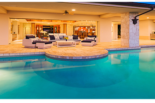 “Transform Your Backyard Oasis with Townsville Pool Builders — Dive into Luxury and Leisure Today!”