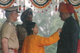 Praveen Kakkar: Received the President’s Award from M.P. Chief Minister Uma Bharti in 2003