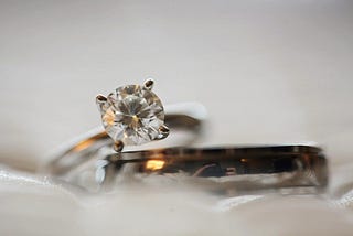 You Can Now Buy Discounted Diamond Jewelry Online!