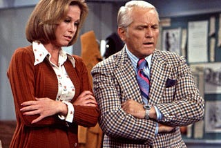 Mary Tyler Moore -That woman could rock a neck scarf