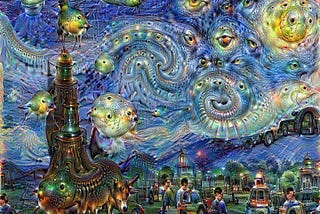 Kullandığımız görsel, Van Gogh’un meşhur “Yıldızlı Gece” tablosunun DeepDream’e görünen hali. DeepDream uygulamasının farklı öğrenme biçimi, içinde bolca kedi, köpek, insan ve hayvan gözü olan tuhaf bir “görüşe” yol açıyor. Bridle’ın kitap kapağında da bu tablodan bir detay kullanılmıştı.