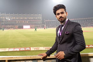 Paksitani Actor Musaddiq Munir hosted PSL
