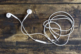 What I Learned by Ditching My Earbuds