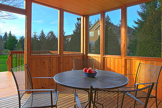 The Ultimate Guide to Screened Porch Renovation in Florida: Tips and Tricks