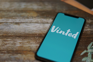 Develop a new feature to enable Vinted to remain competitive in the second-hand market