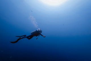 Couple Accidentally Abandoned at Sea During Scuba Diving Expedition