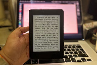 eReading in 2024: How the Kindle & iPad Canceled My Paperback Purchases