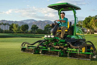 Best Golf Course Mower: Petrol vs. Robotic — What’s Right for Your Course?