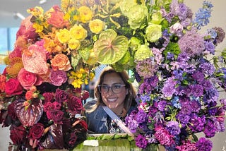 Author Gemini May with Bouquets to Art Floral Exhibit at the deYoung museum in San Francisco