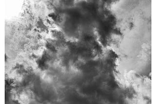Titel Zeitgenössische Fotografie Wolke 319, 2025 Der zeitgenössische Wolkenfotograf Zeitgenössische Wolkenfotografie des visuellen zeitgenössischen Fotokünstlers Robert A. Ireland