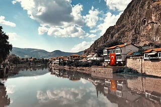 Luxury Escapes: Indulging in Opulence, Comfort, and Unforgettable Experiences