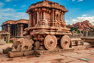 Hampi — UNESCO WORLD HERITAGE SITE IN KARNATAKA(INDIA)