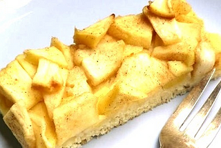 Cuisine — Easy German Apple Sheet Cake
