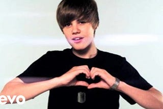 Justin Bieber-love me lyrics