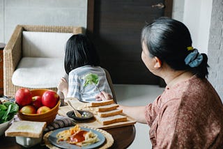 How to Encourage Your Child to Choose Nutritious Foods