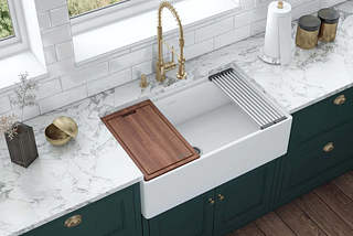 The Ultimate Buyer’s Guide to Workstation Sinks: Maximizing Functionality in Your Kitchen