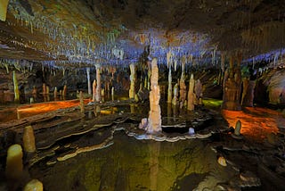 Explore 3 Stunning Caves in Australia Best Tourist Spots