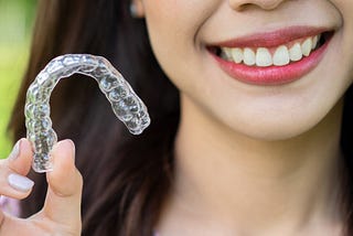 Three BENEFITS OF CLEAR BRACES