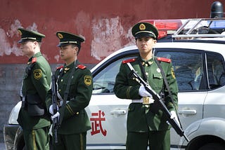 Sous le joug de Pékin : l’assimilation forcée des Ouïghours du Xinjiang
