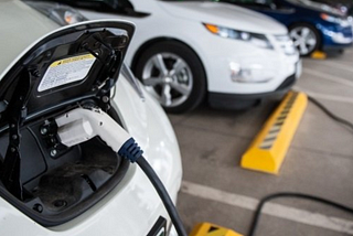 Electric Cars Don’t Use Gas, So What Do We Do About MPG?