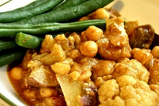 Main Dishes — Vegetarian — Butter Chickpea Curry